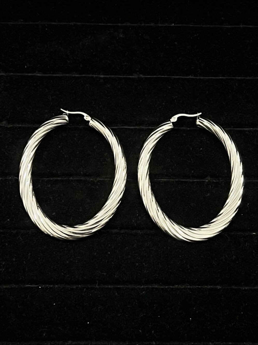 9SQ Stainless Steel Twisted Rope Hoop Earrings 1.75” Silver Tone Hinged